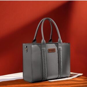 Wrangler Purse in Gray